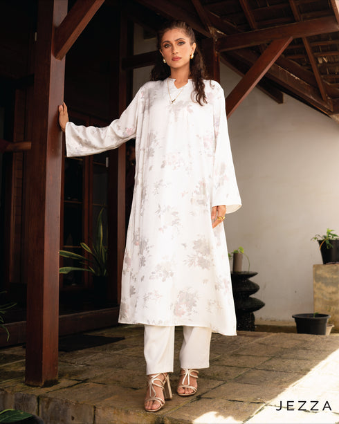 Matte Satin Long-Sleeve Midi Top 61982